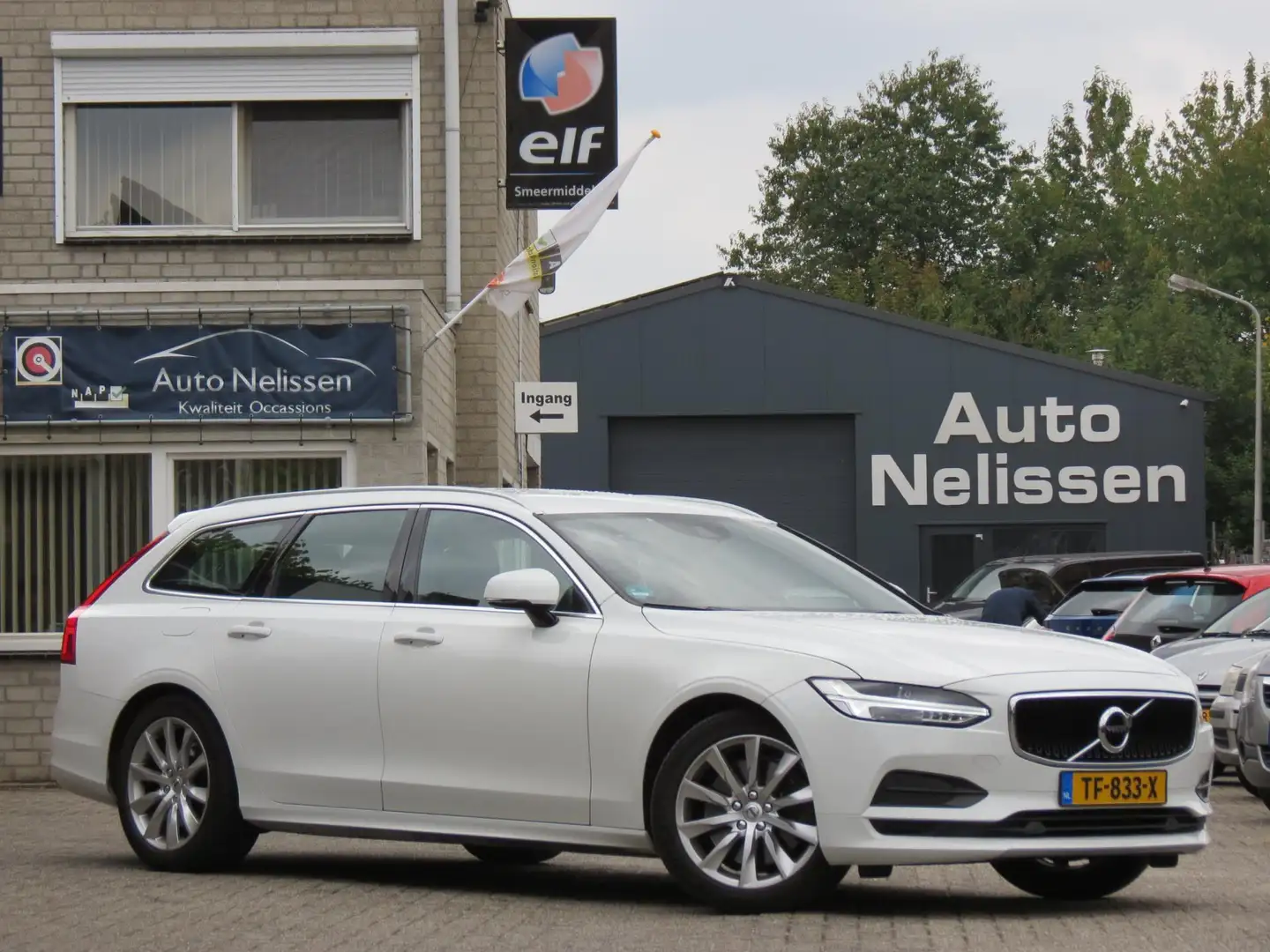 Volvo V90 2.0 T4 Momentum AUTOMAAT | DEALER ONDERHOUDEN | MI Blanc - 2