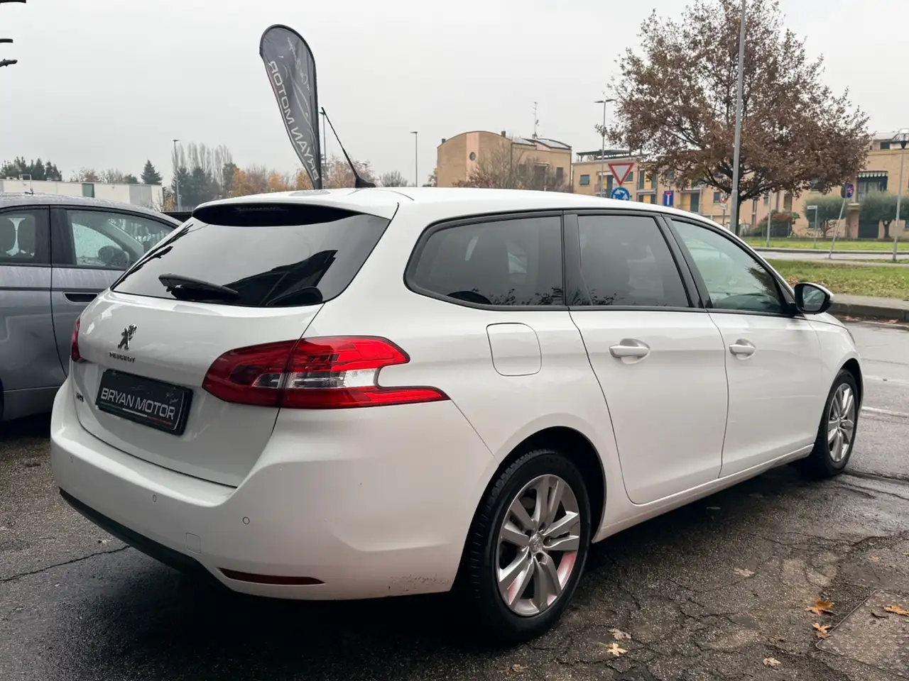Peugeot 308 BlueHDi 130 S&S SW Active Business, миниатюра 5