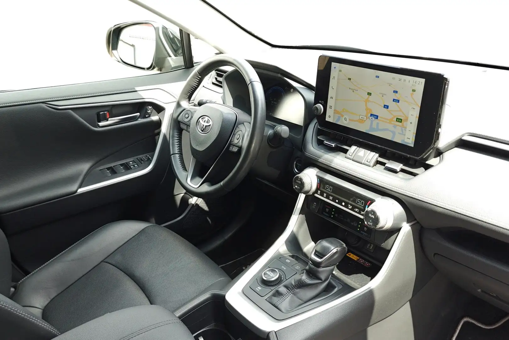 Toyota RAV 4 2.5 Hybrid AWD Premium Plus - incl 2 jaar KARE Noir - 2