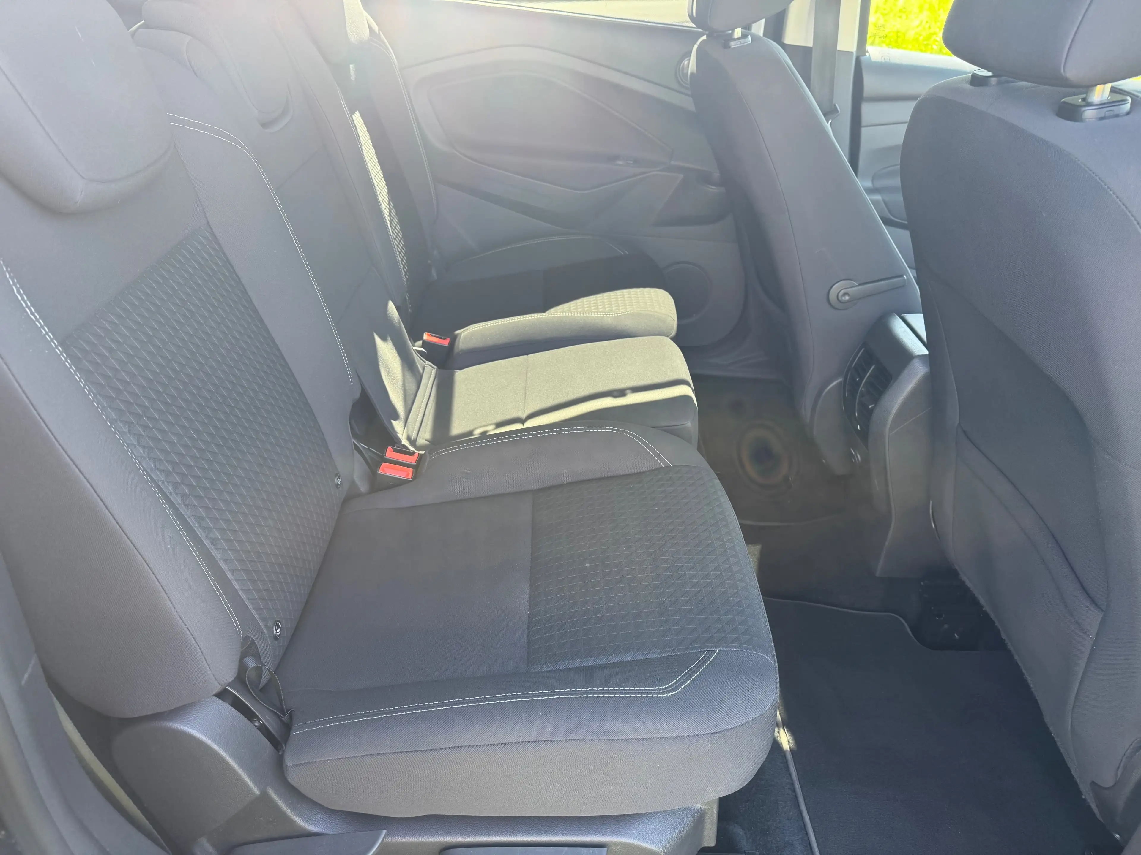 Ford Grand C-Max C-Max Diesel 1.5 TDCi — photo 8