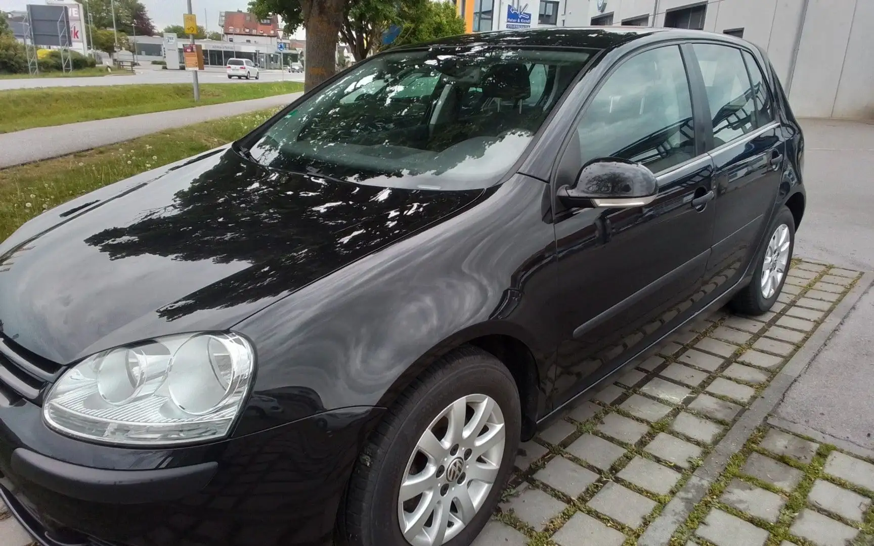 Volkswagen Golf V Lim. Comfortline Schwarz - 2