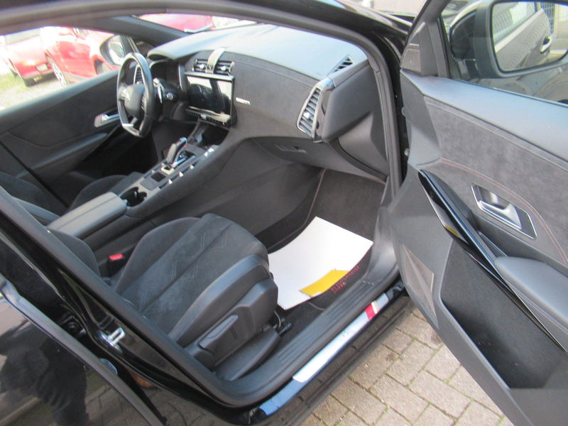 DS Automobiles DS 7 Crossback DS 7 Pano Kamera 2.Hand — photo 11