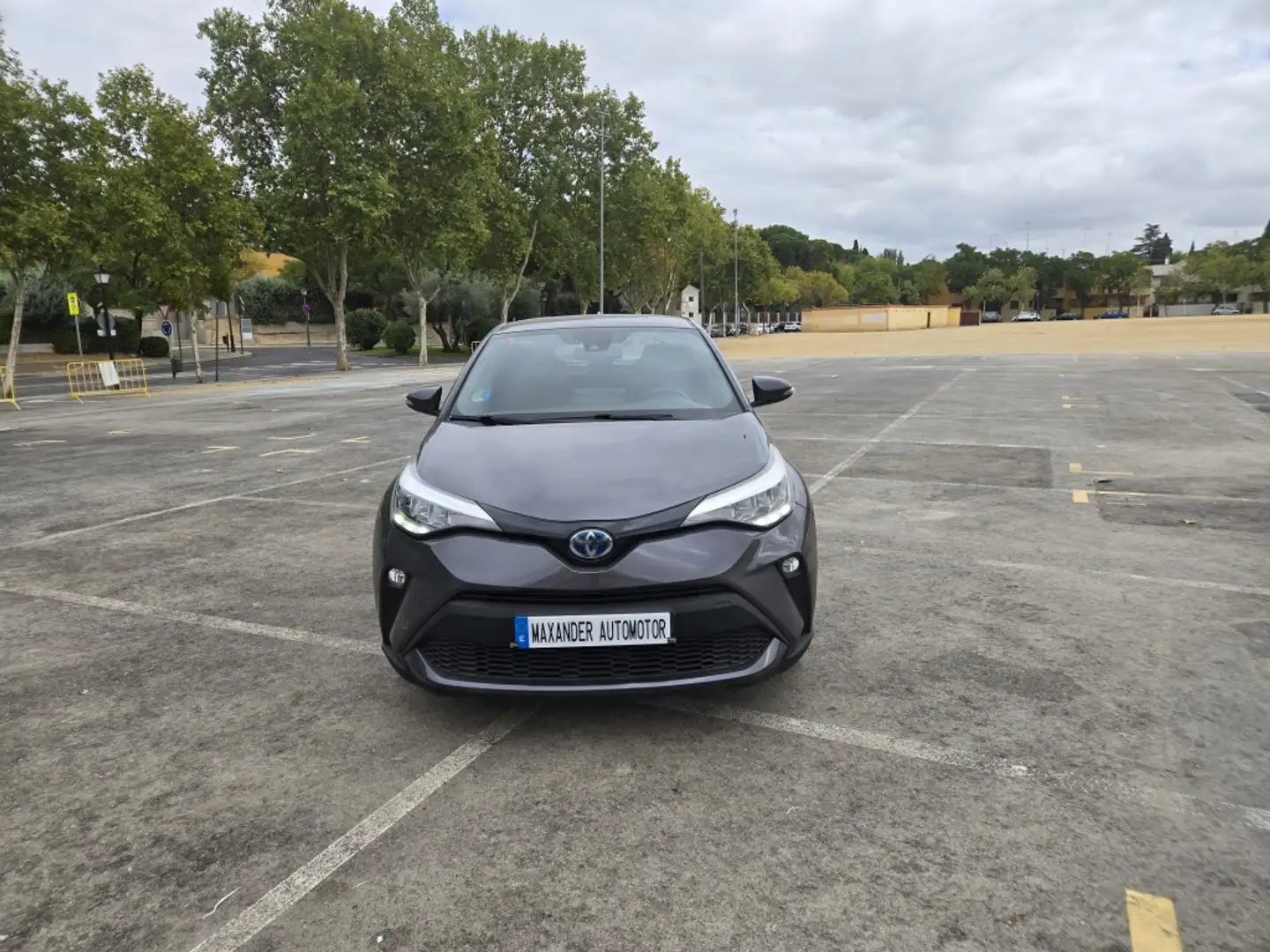 Toyota C-HR 125H Active Gris - 2