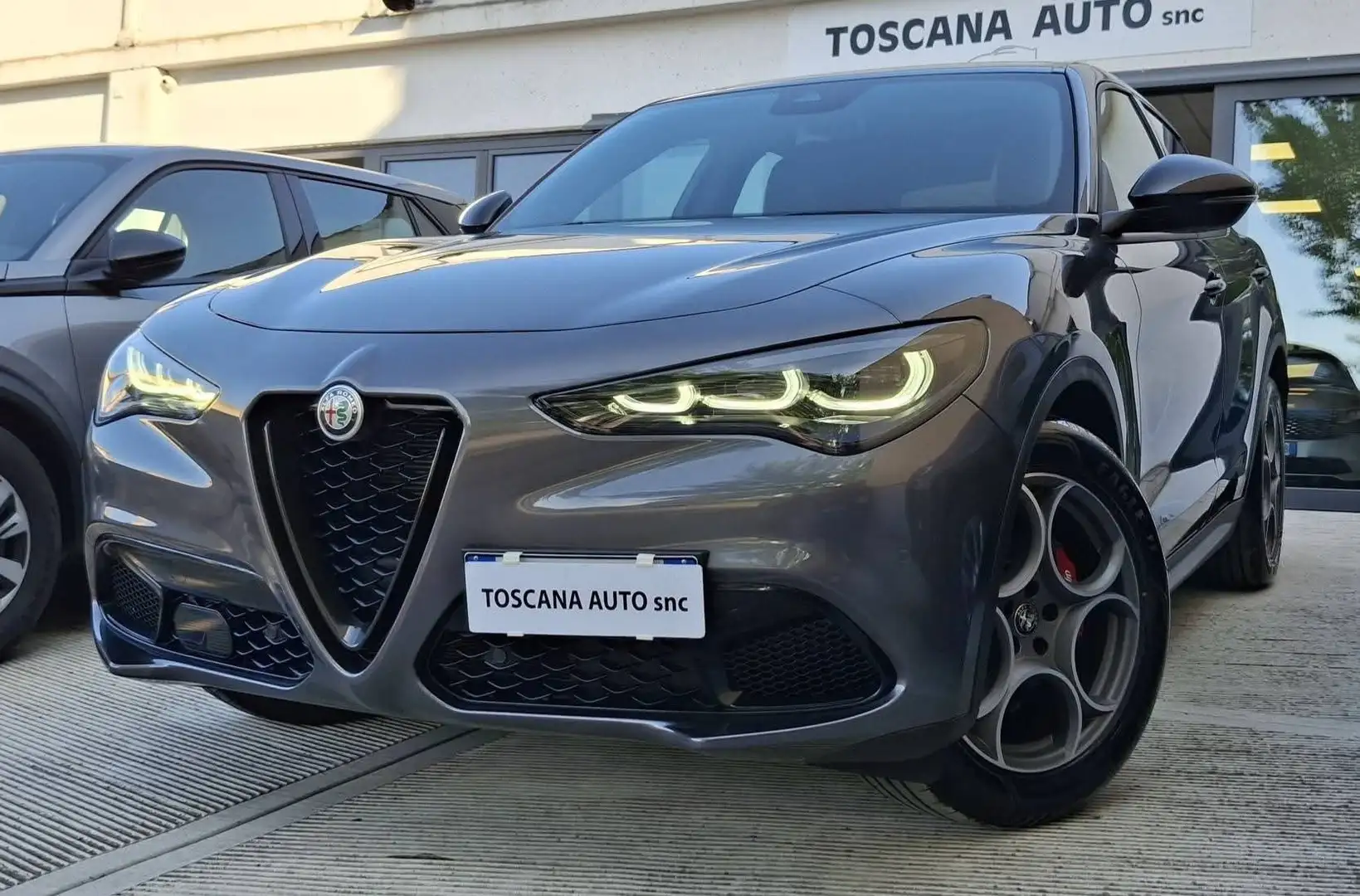 Alfa Romeo Stelvio Stelvio 2023 2.2 t Veloce rwd 160cv auto Gris - 1