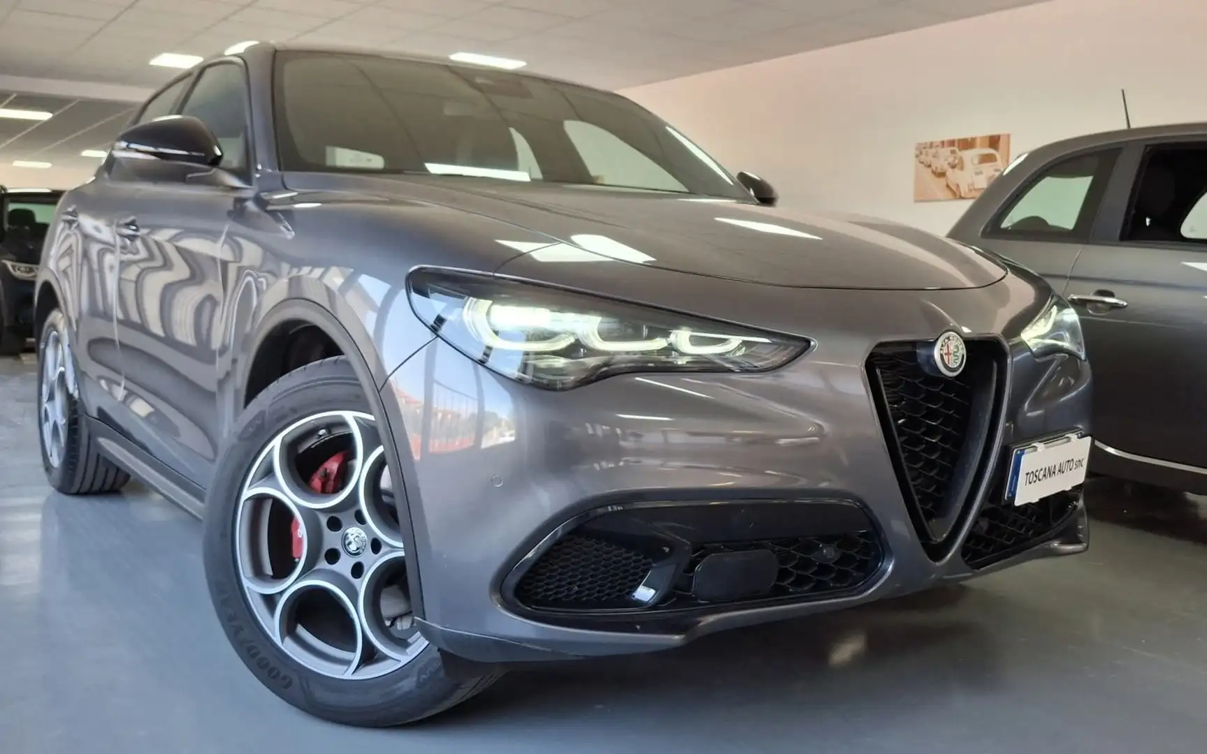 Alfa Romeo Stelvio Stelvio 2023 2.2 t Veloce rwd 160cv auto Grigio - 2