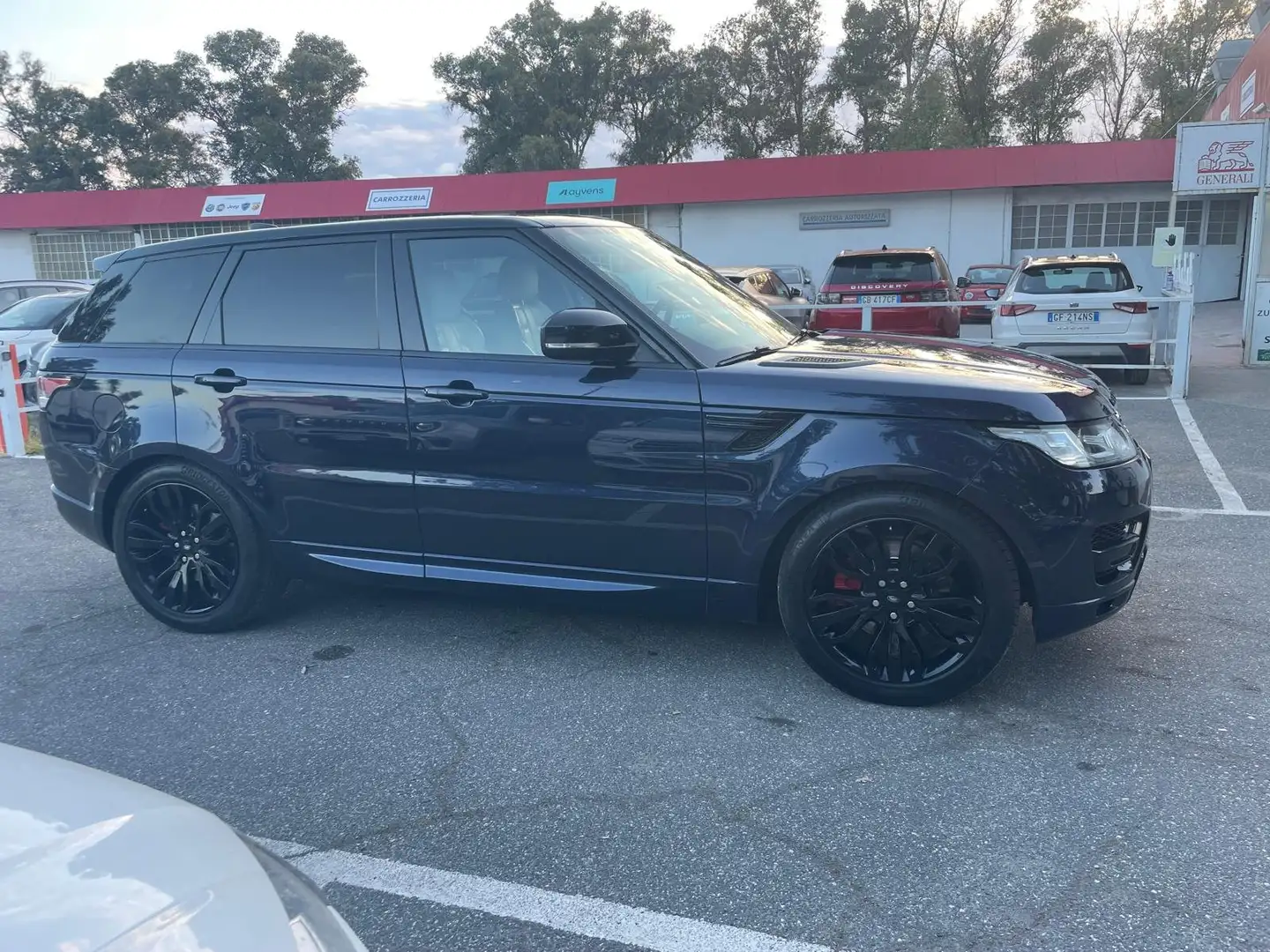 Land Rover Range Rover Sport Range Rover Sport 3.0 tdV6 HSE Dynamic auto my17 Blu/Azzurro - 2