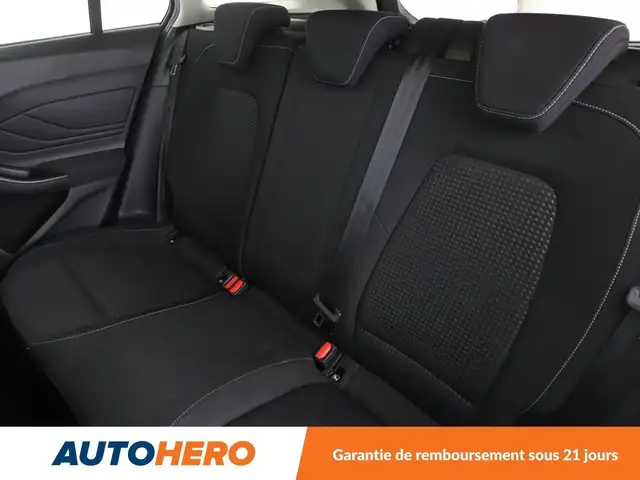 Ford Focus view 14