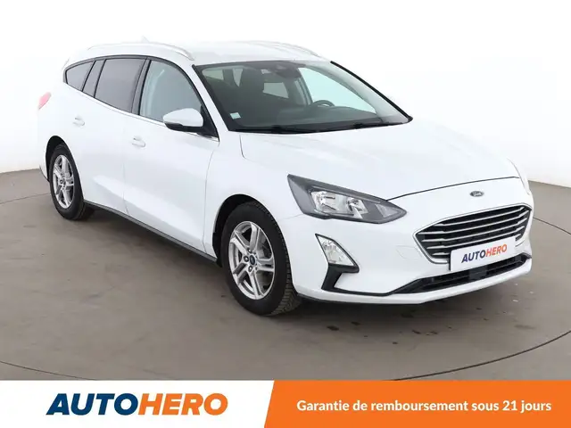 Ford Focus view 8