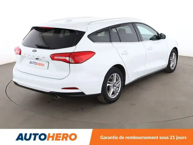 Ford Focus view 6