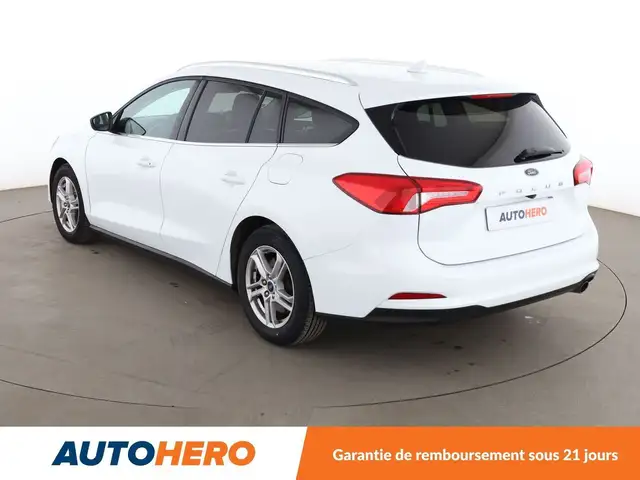 Ford Focus view 4
