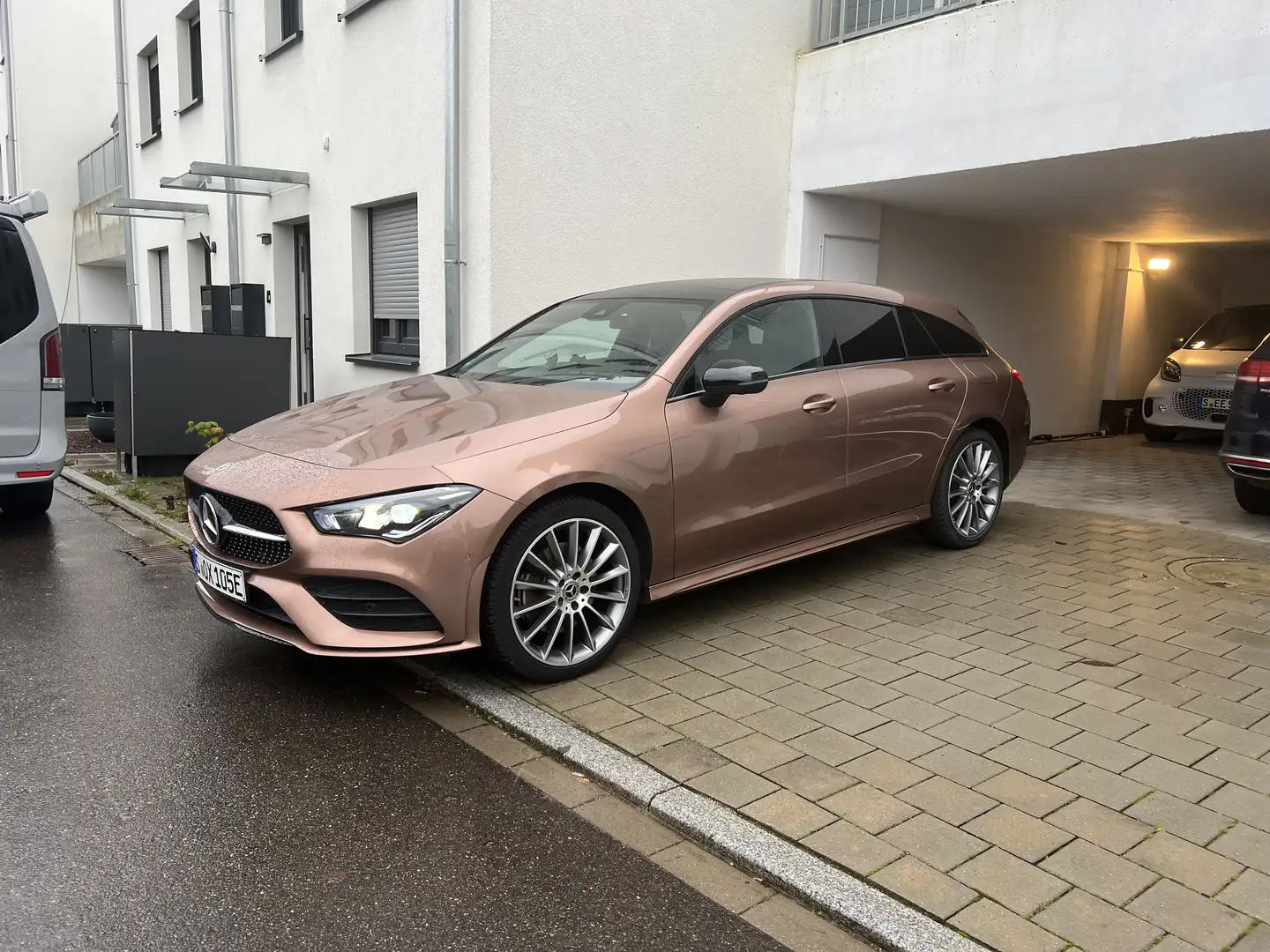 Mercedes-Benz CLA 250 CLA 250e SB AMG+Pano+360+BusinessPaket Gold - 1