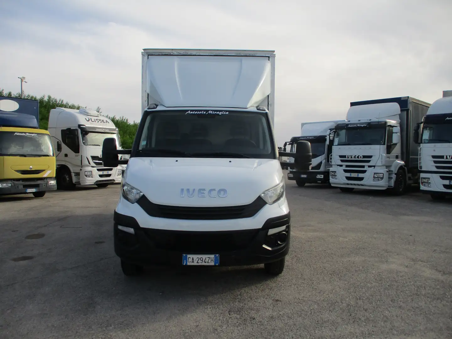 Iveco Daily 35C15 2.3 150CV E5 FURGONE 4.30+PEDANA 10Q 8 PEDAN Blanc - 2