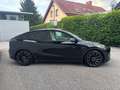Tesla Model Y Long Range Schwarz - thumbnail 4