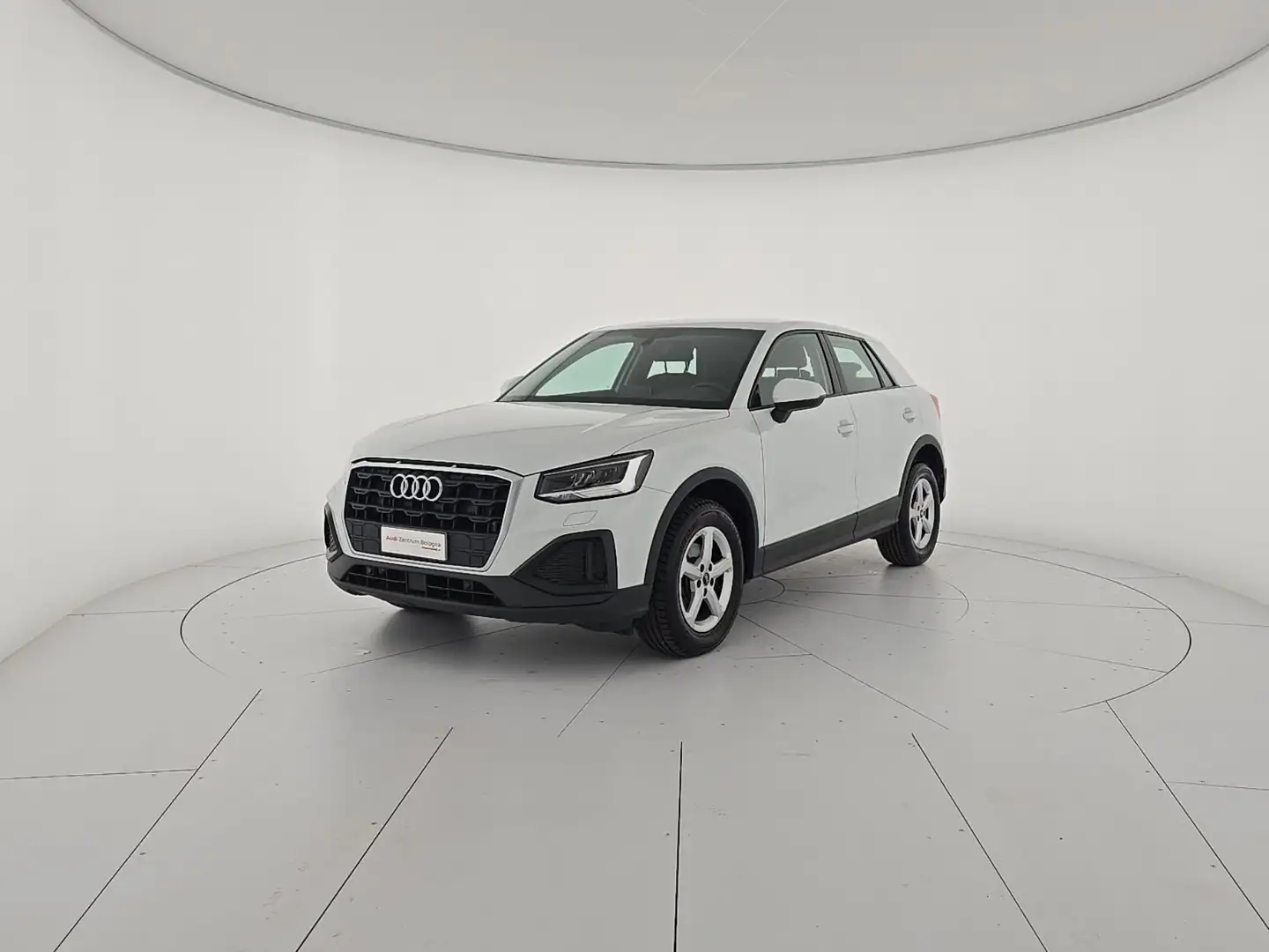 Audi Q2 30 TDI S tronic Business Bianco - 1