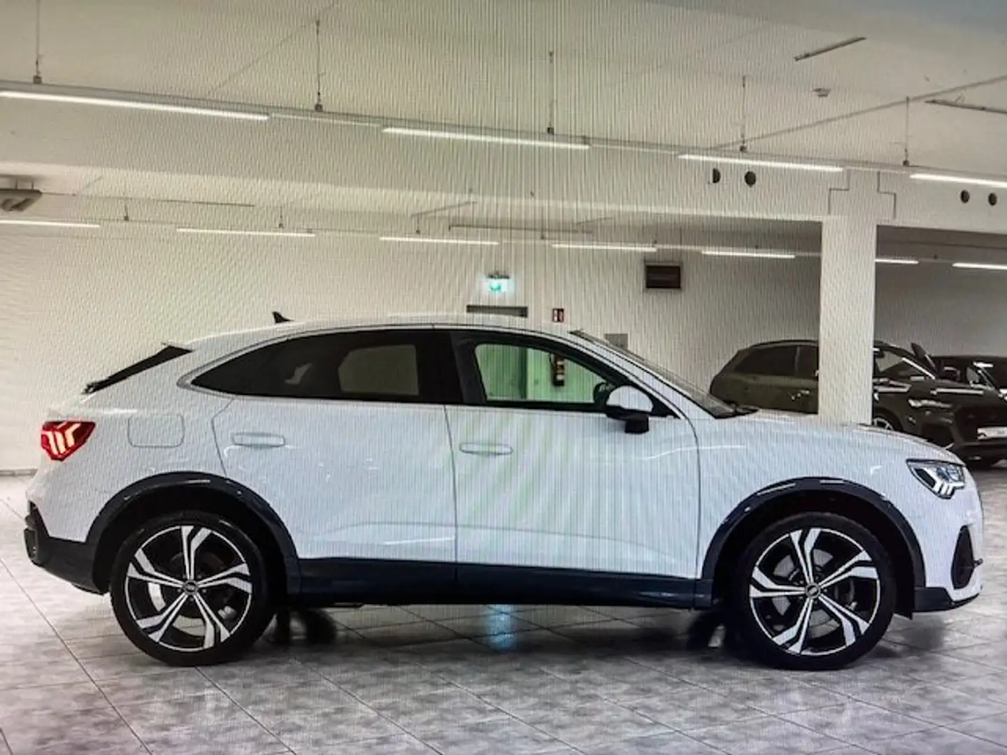 Audi Q3 Q 3 SPORTBACK 45 TFSI E DSG  s line 245cv MATRIX Nero - 1