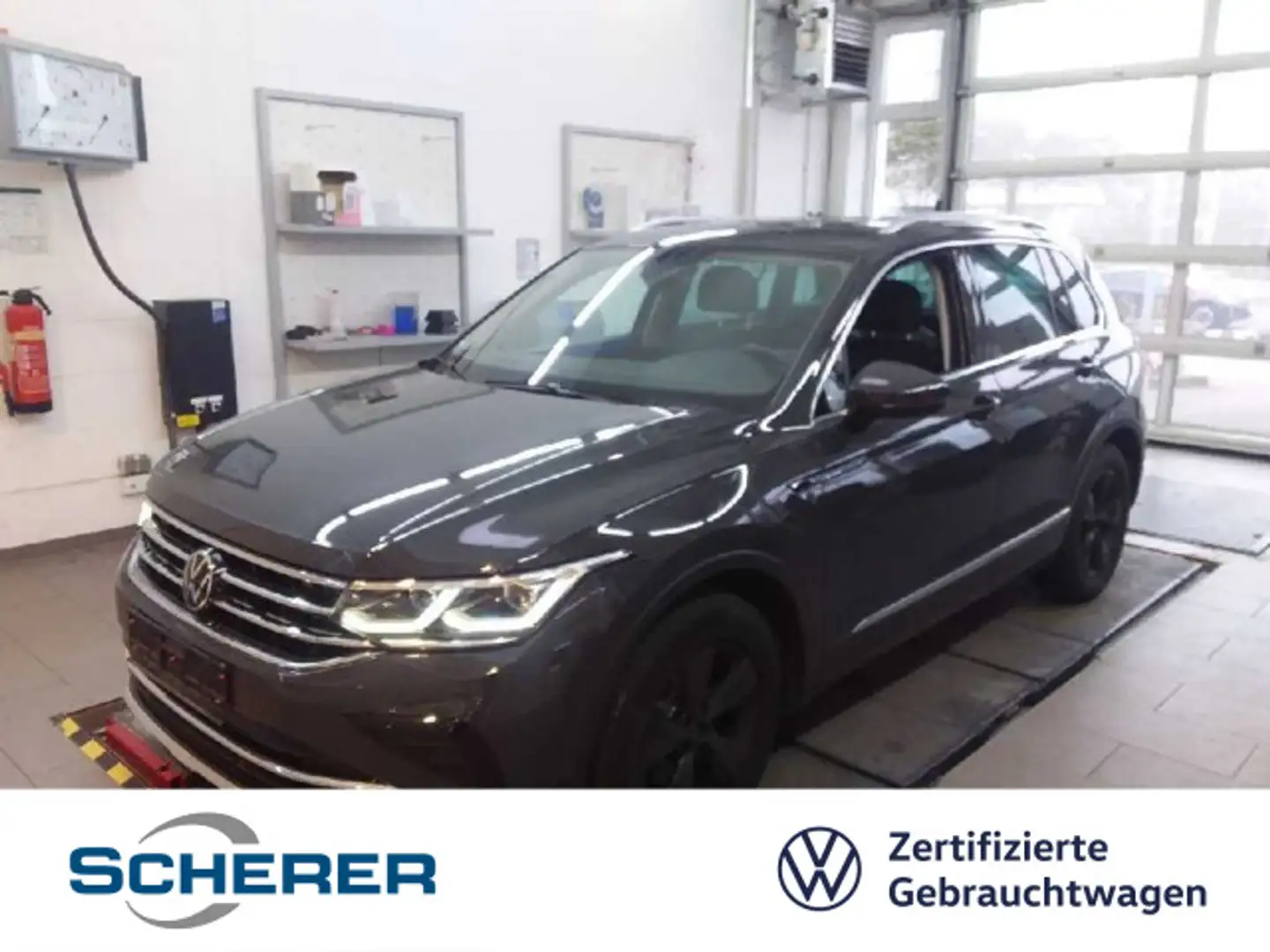 Volkswagen Tiguan Elegance 1.5 TSI, DSG, ACC, SHZ, MATRIX, Grau - 1