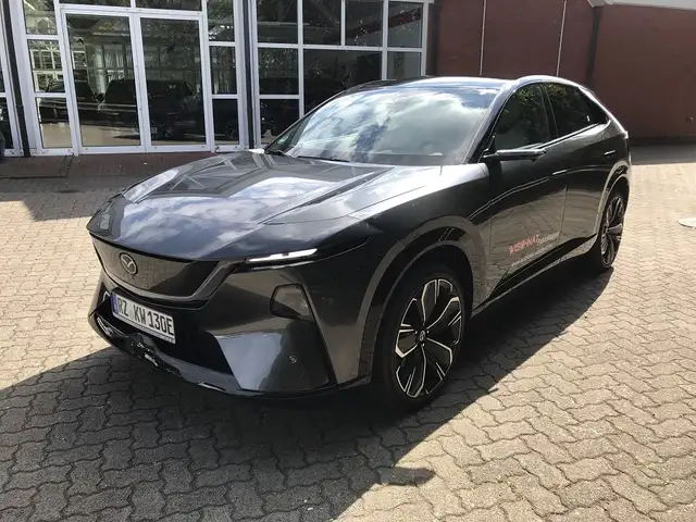 Mazda CX-6e