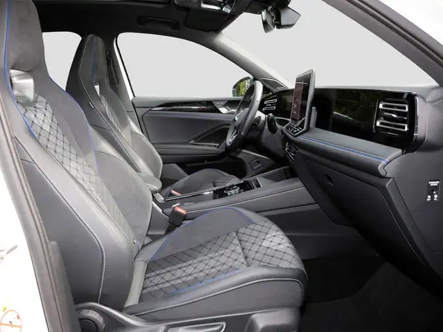 Volkswagen Tiguan view 9