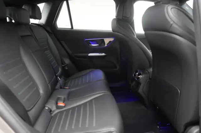 Mercedes-Benz GLC view 8
