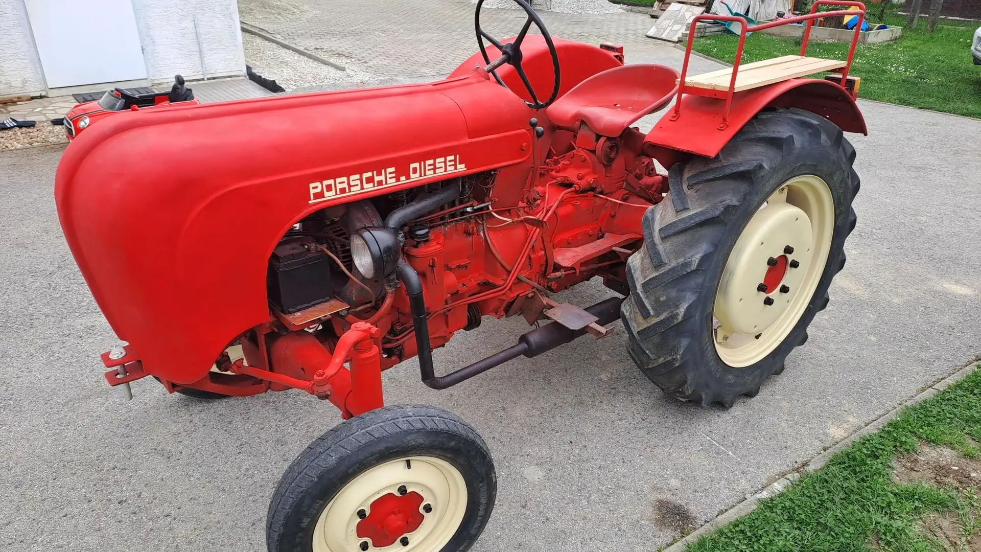 Porsche AP 18 Červená - 1