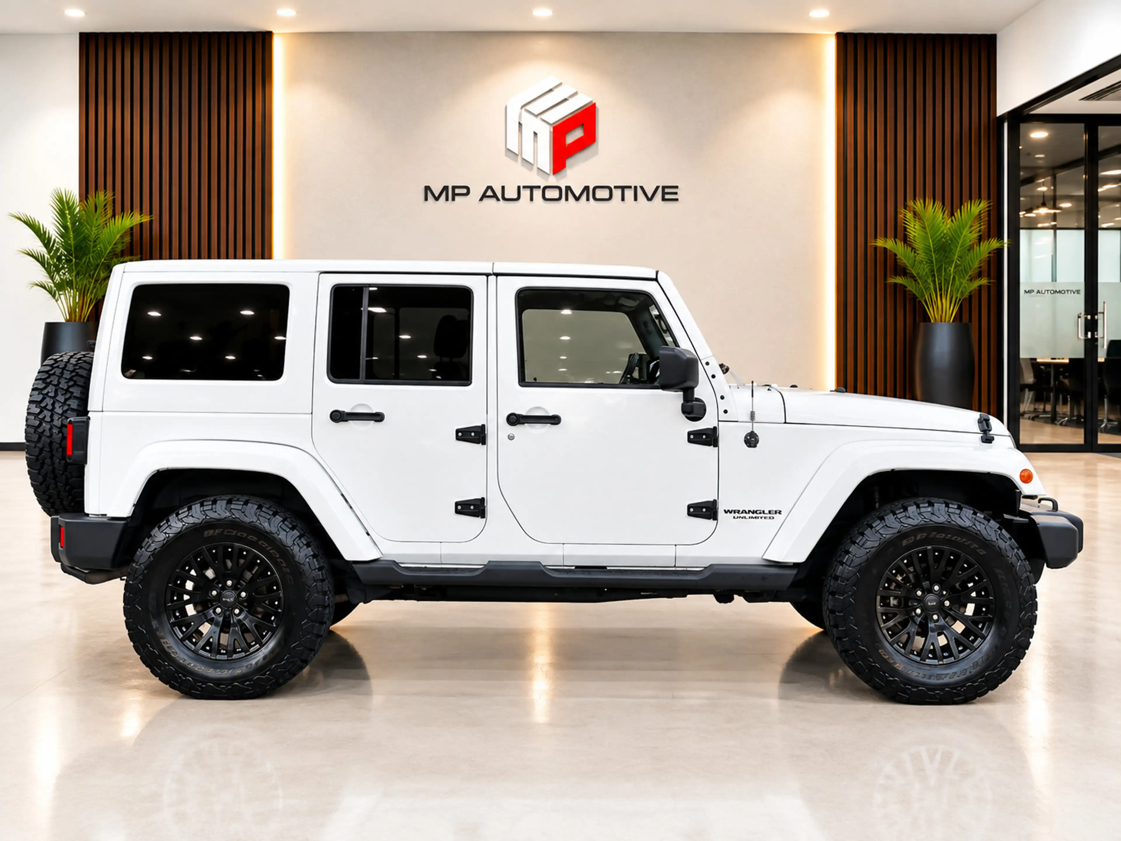Jeep Wrangler Unlimited 3.6 Sahara|AUT|LEDER|TREKHAAK|HARDTOP|ST — photo 11