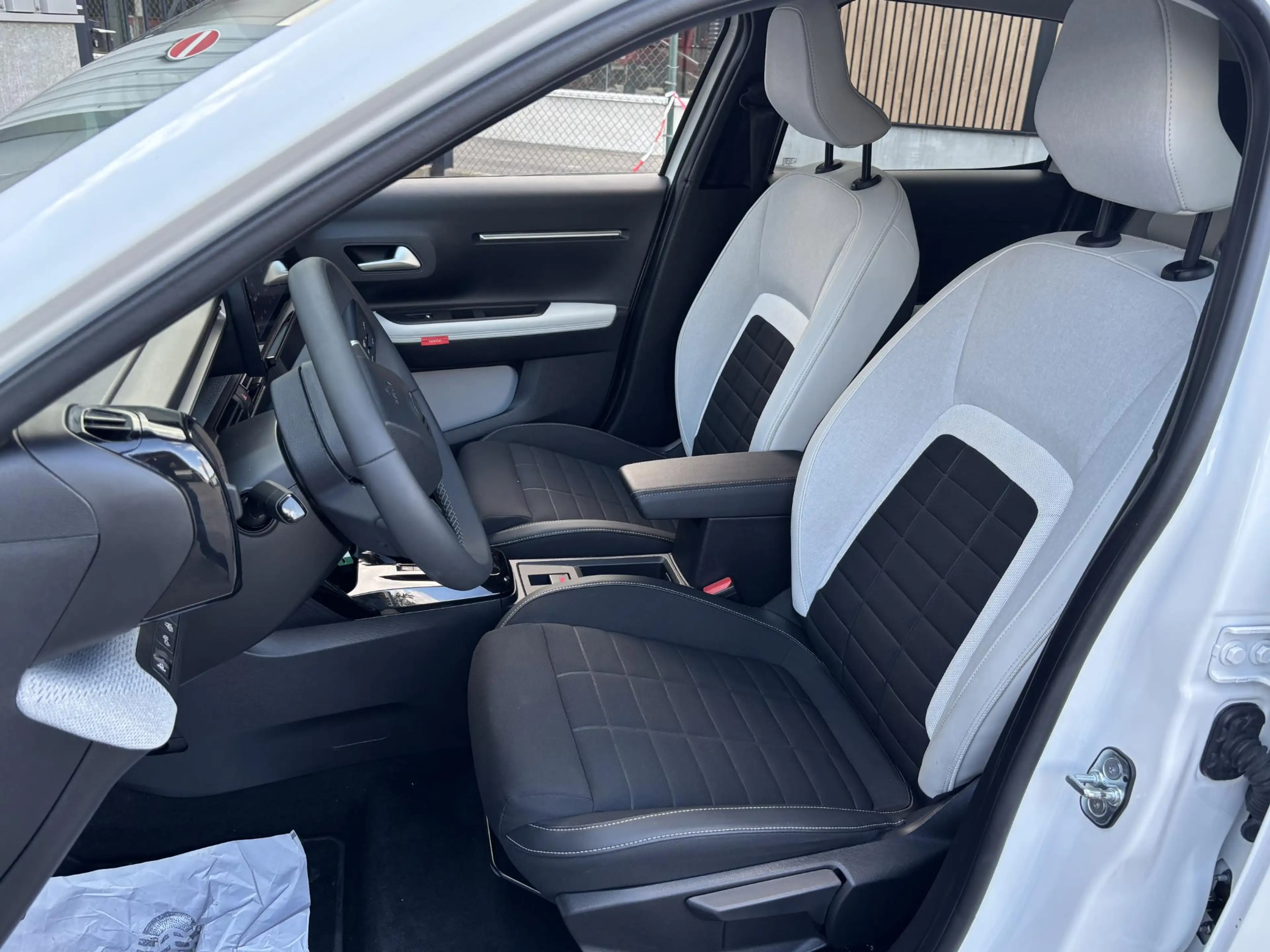 Citroen E-C3 Max 113pk 44 kWh | Camera achter! | Carplay/Androi — photo 12