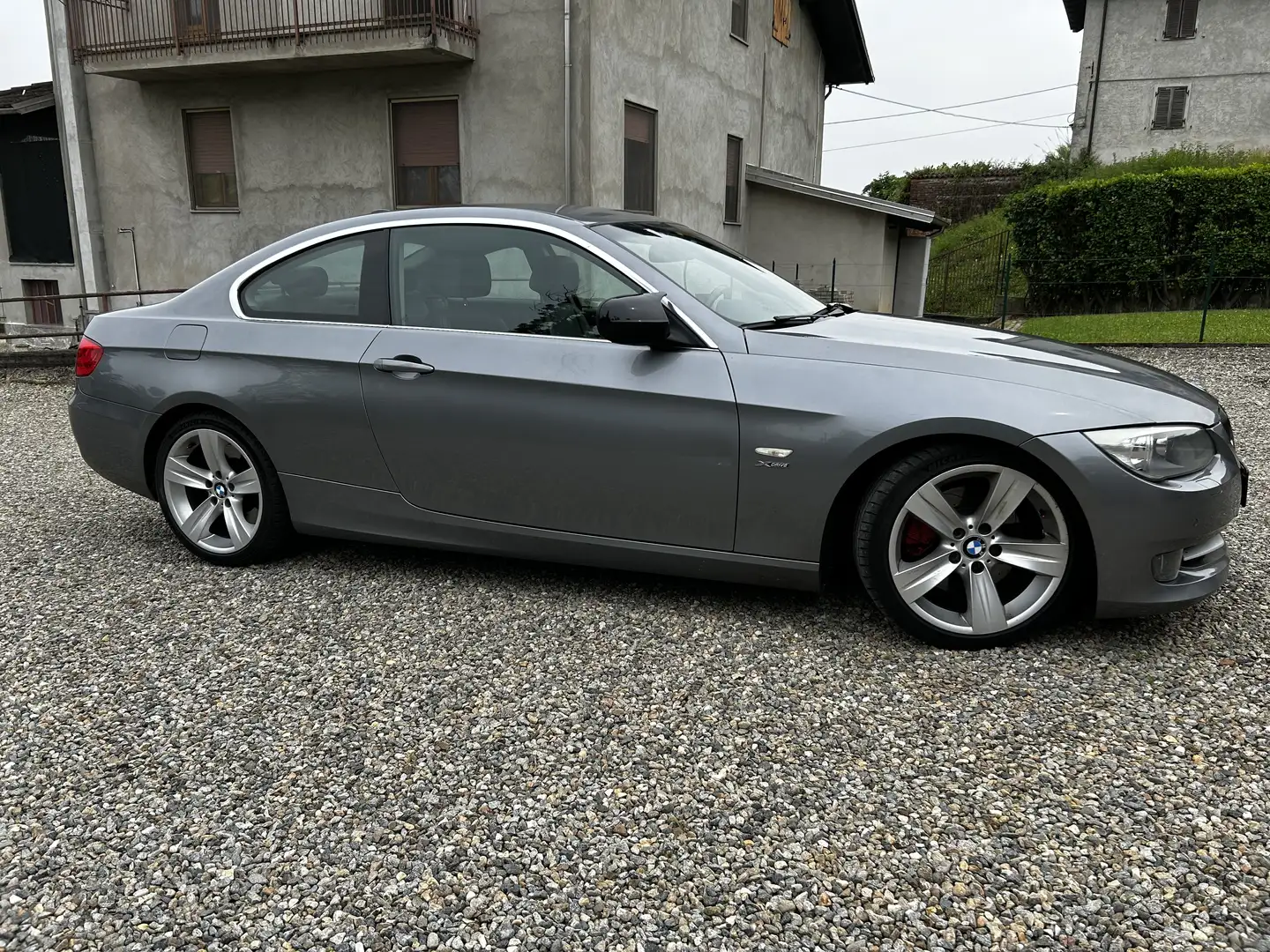 BMW 330 330d Coupe xdrive Attiva 245cv - 2