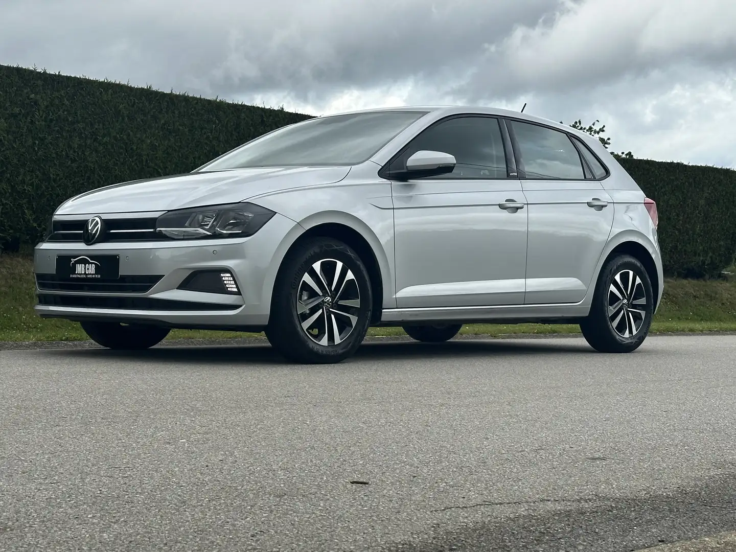 Volkswagen Polo 1.0i United (EU6AP) ***2900 KM REELS*** Gris - 1
