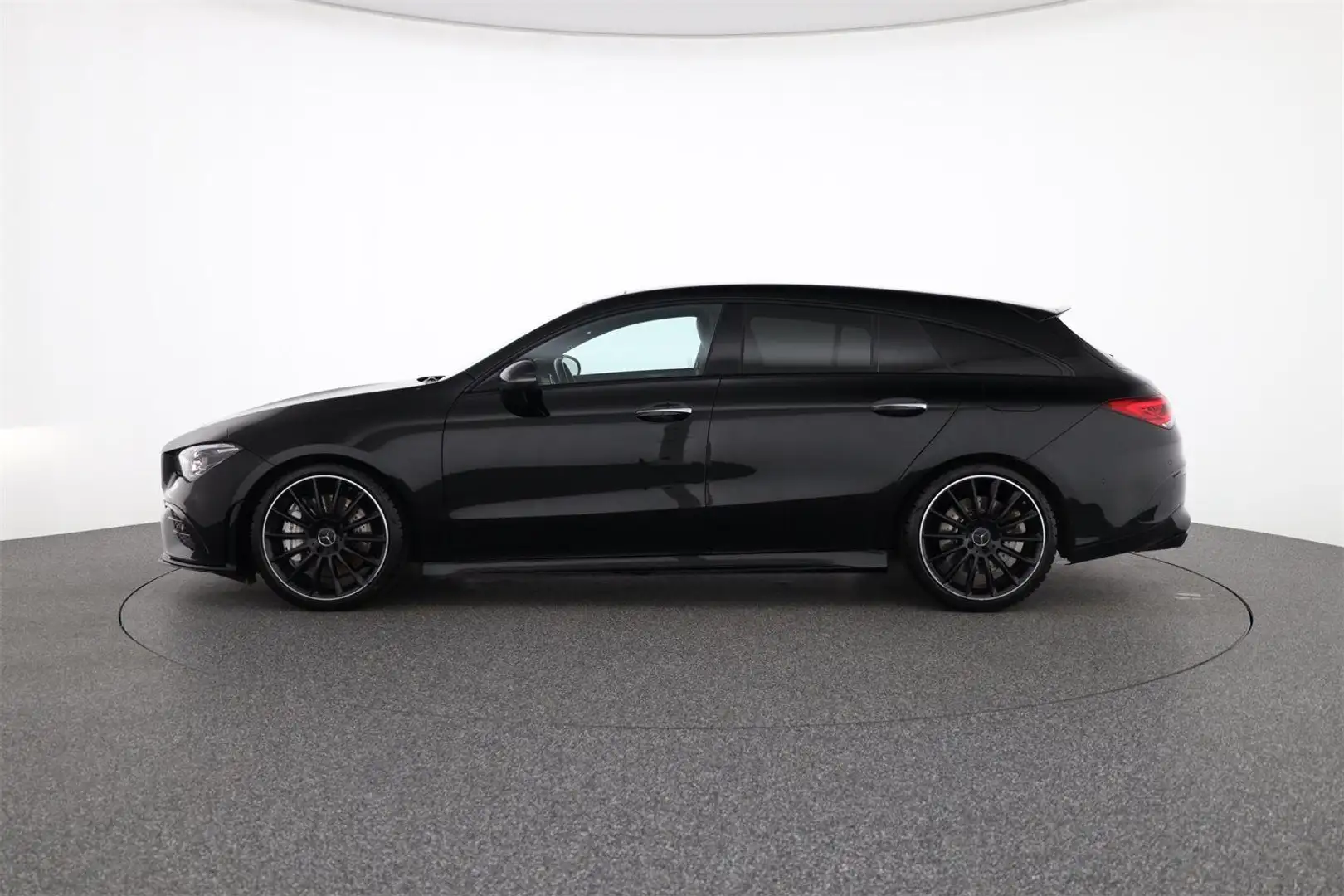 Mercedes-Benz CLA 35 AMG 4Matic Shooting Brake Pano 360° Kamera Noir - 2