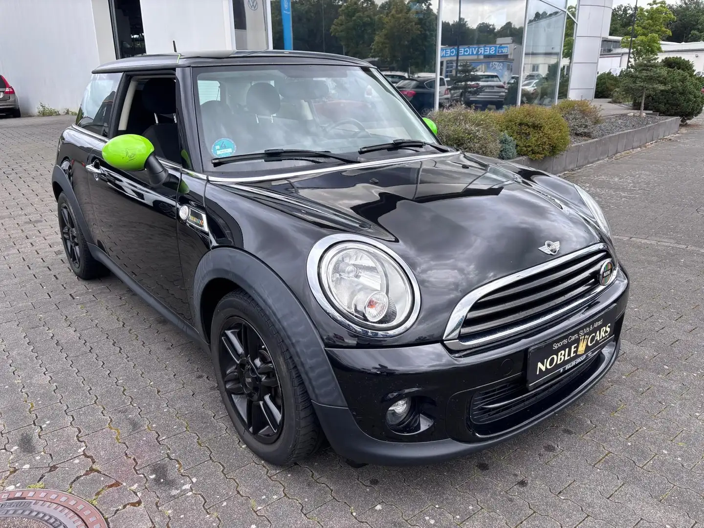 MINI One Brick Lane KLIMA PDC 16" Schwarz - 1