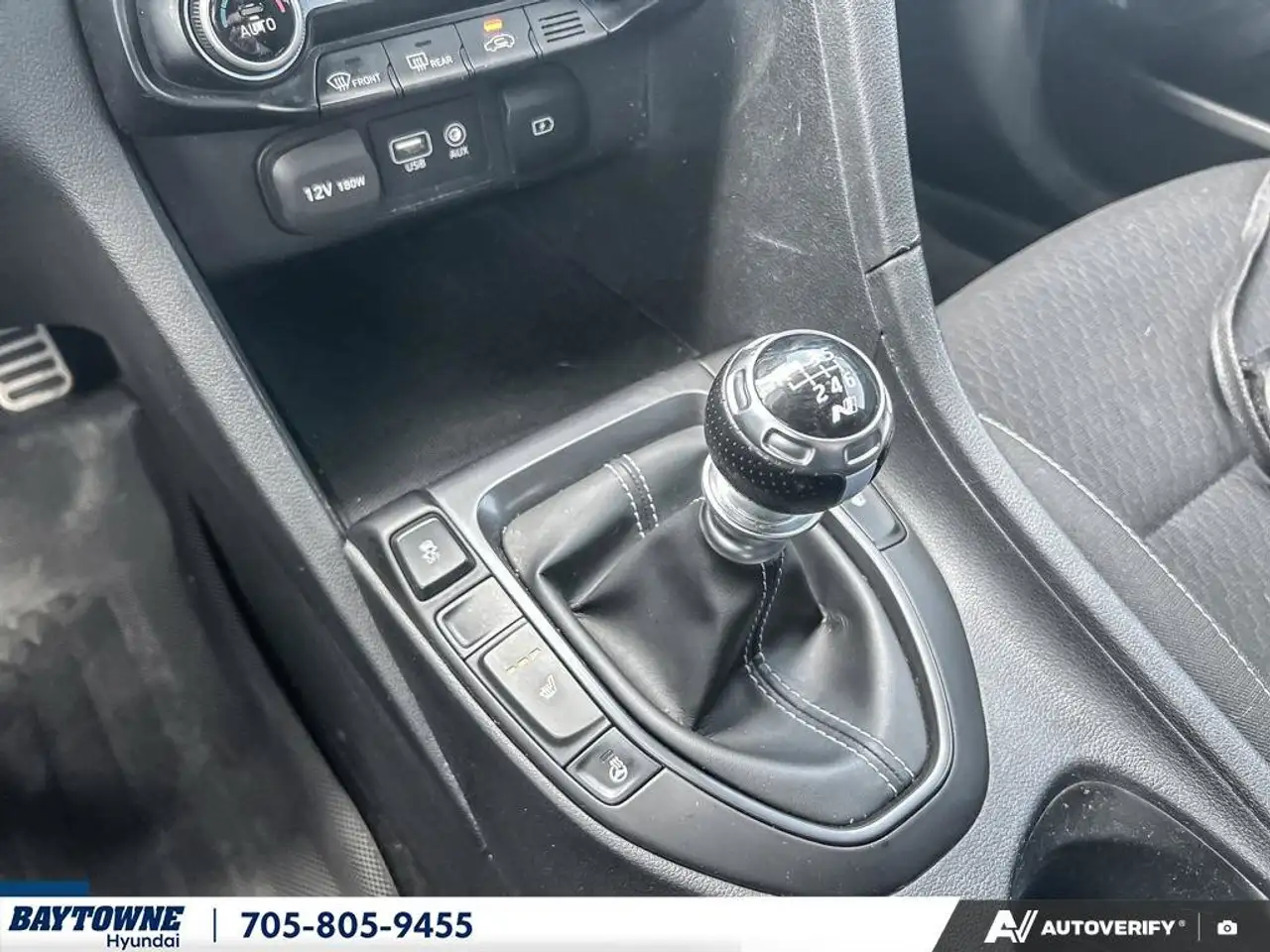 Hyundai VELOSTER fotografie Hyundai VELOSTER
