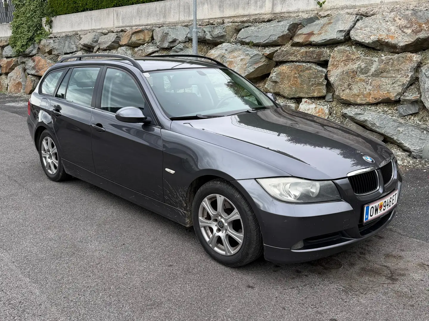 BMW 318 318i Touring Grau - 1