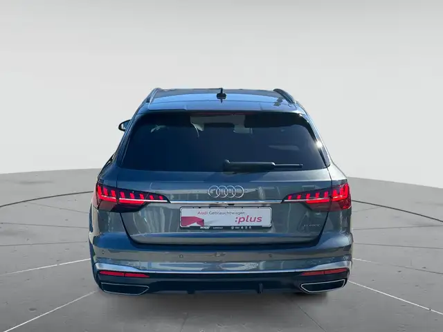 Audi A4 view 7