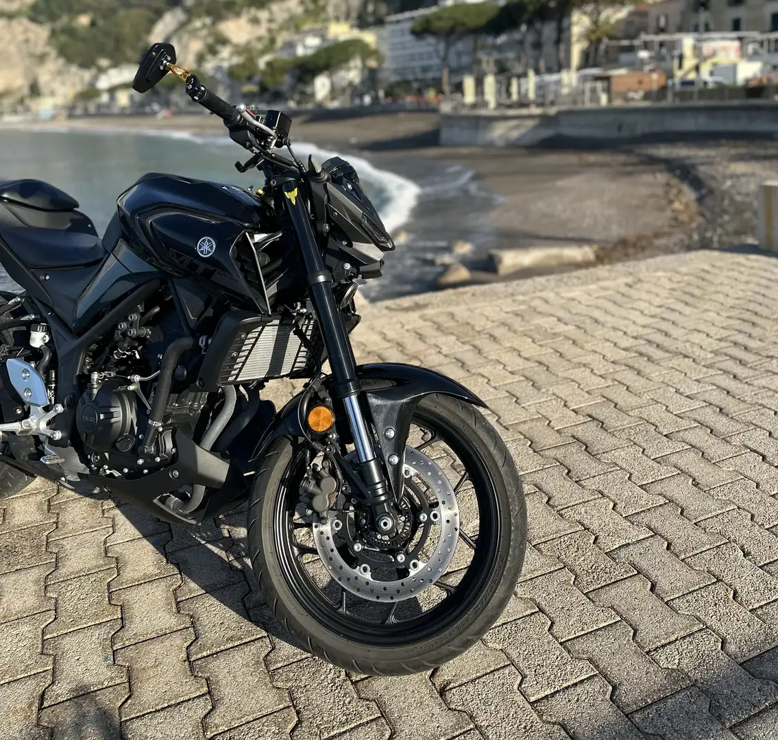Yamaha MT-03 Nero - 2