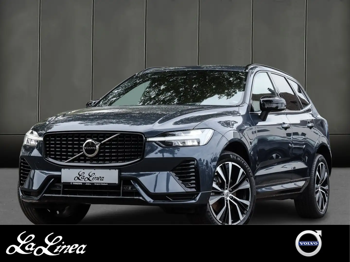 Volvo XC60 T6 R Design Recharge Plug-In Hybrid AWD Blauw - 1