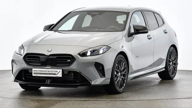 BMW 135 M135i xDrive Ansicht 1