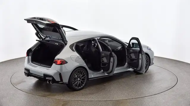 BMW 135 M135i xDrive Ansicht 11