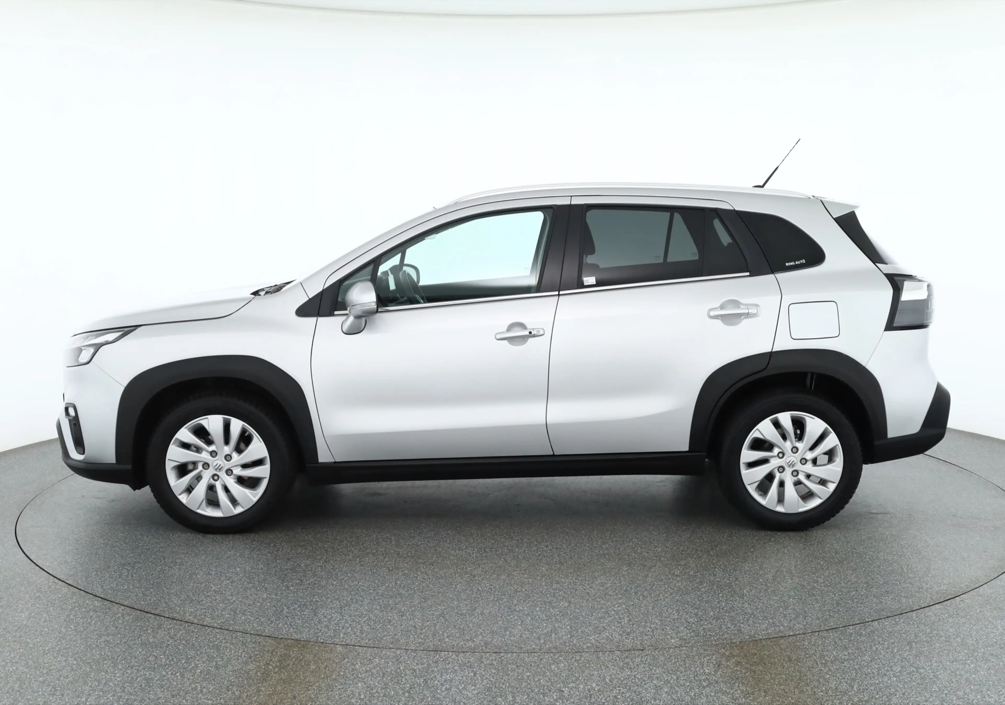Suzuki SX4 S-Cross S-Cross 1.4 4WD LED ACC Navi Kamera Sitzheizung — photo 2