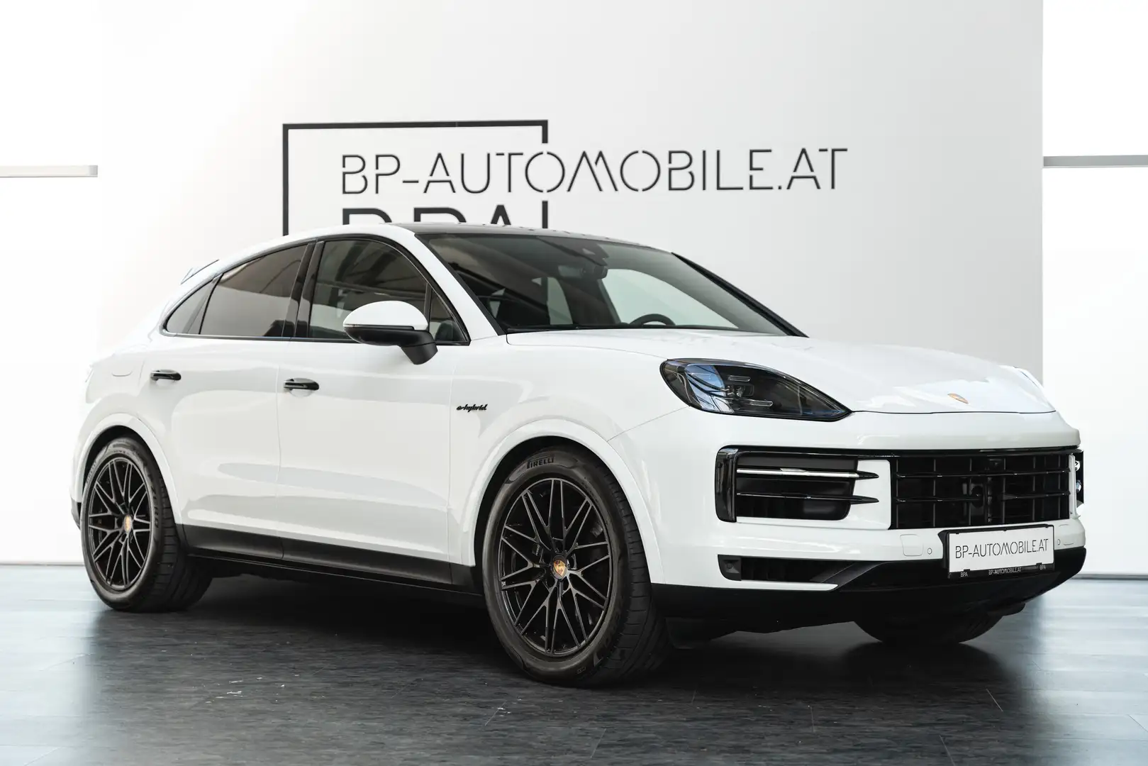 Porsche Cayenne Coupe E-Hybrid / Service NEU / Garantie bis 2027 / Weiß - 2