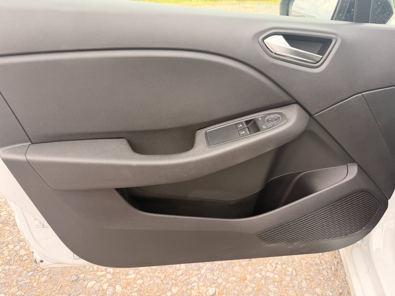Renault Clio @ SERVICARS FLEURUS - Renault Clio 1.0 TCe - Entretien complet + 12MOIS GARANTIE + Nv. Pneus — photo 11