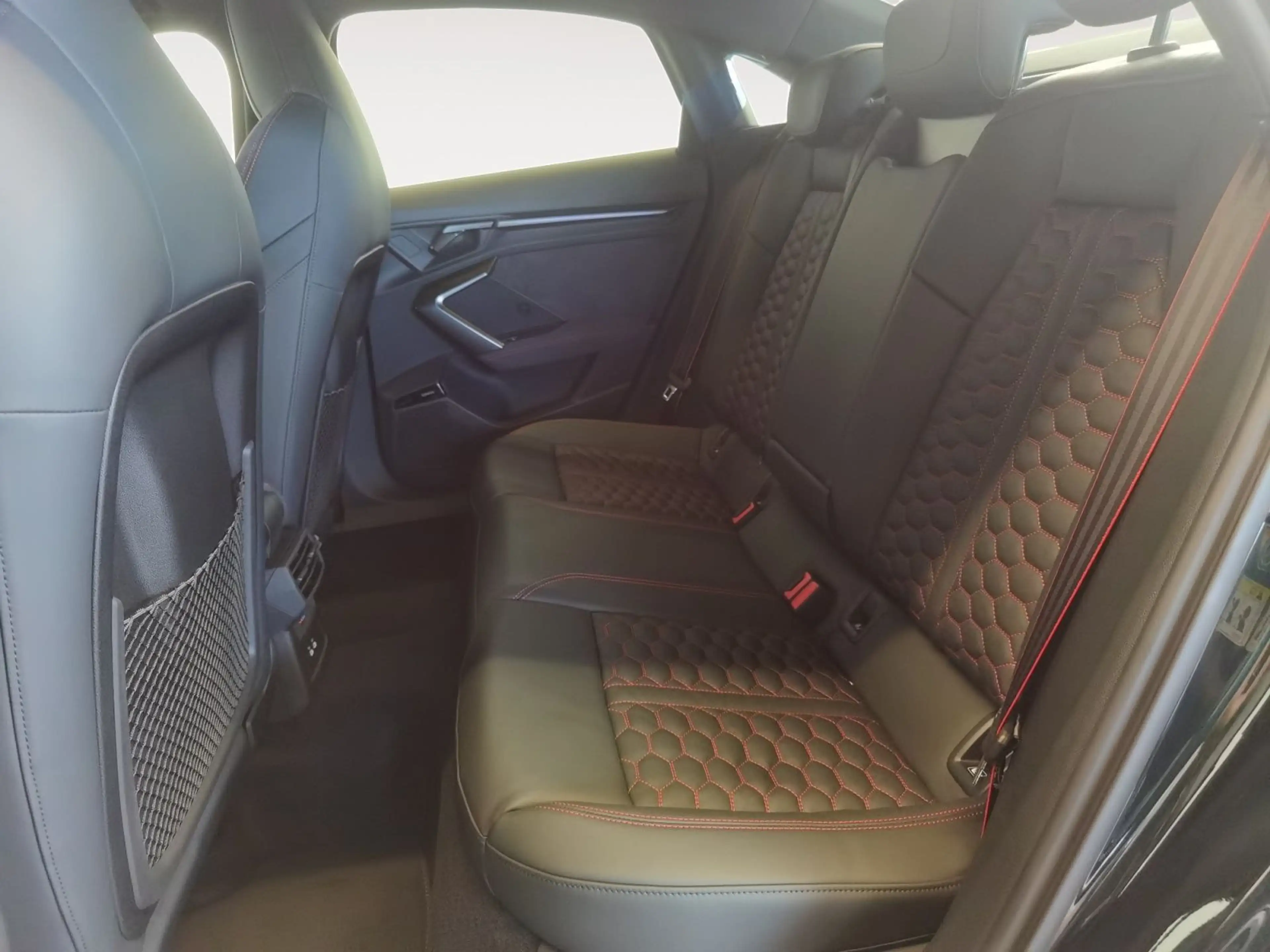 Audi RS3 S tronic MATRIX LED SONOS MMI+ PA — photo 15