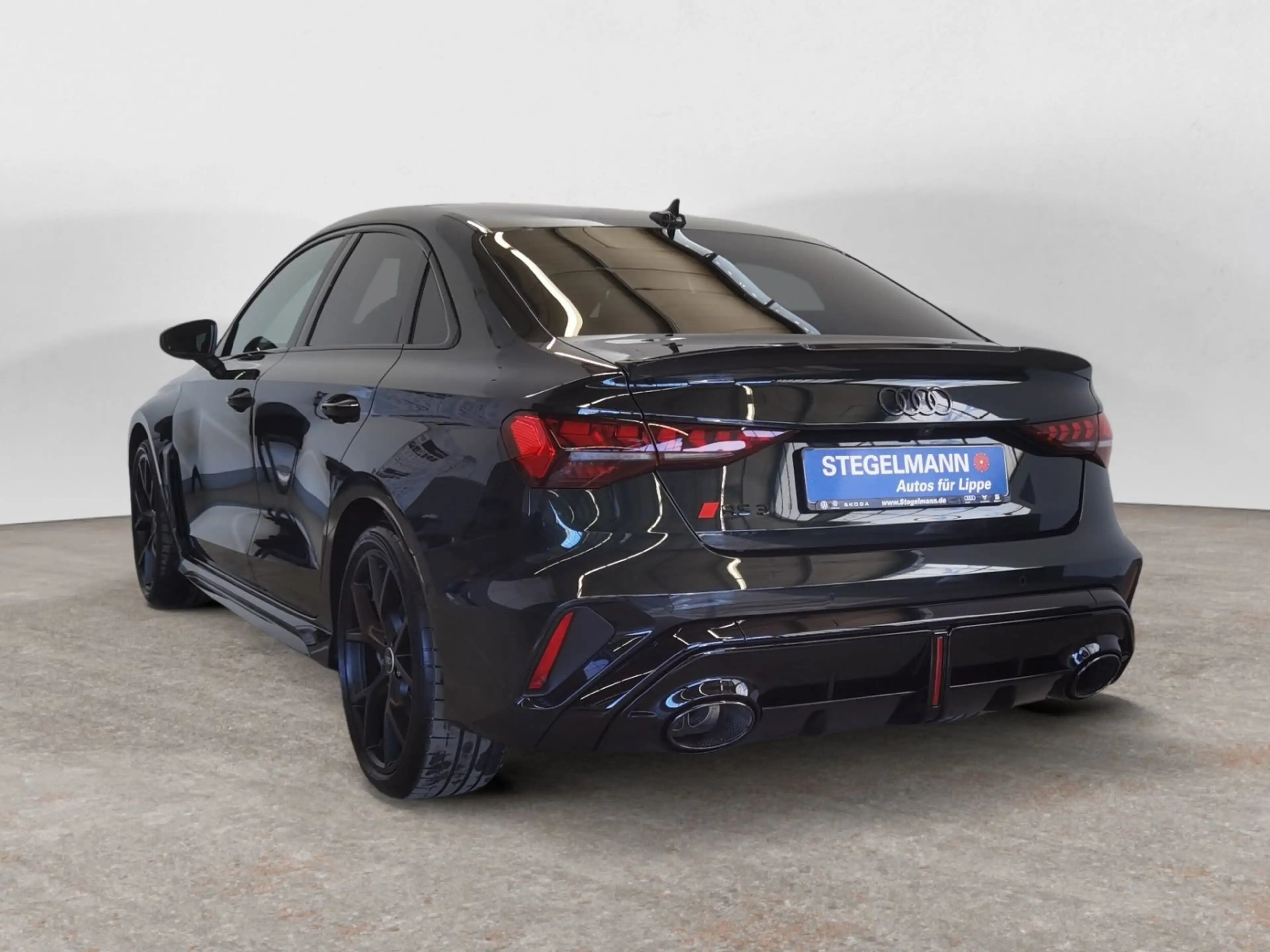 Audi RS3 S tronic MATRIX LED SONOS MMI+ PA — photo 4