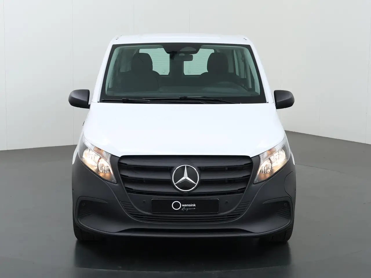 Mercedes-Benz Model not specified 2026