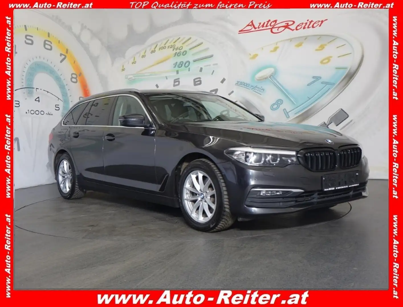 BMW 520 d xDrive Touring Aut. *LED, NAVI, AHK* Grau - 1