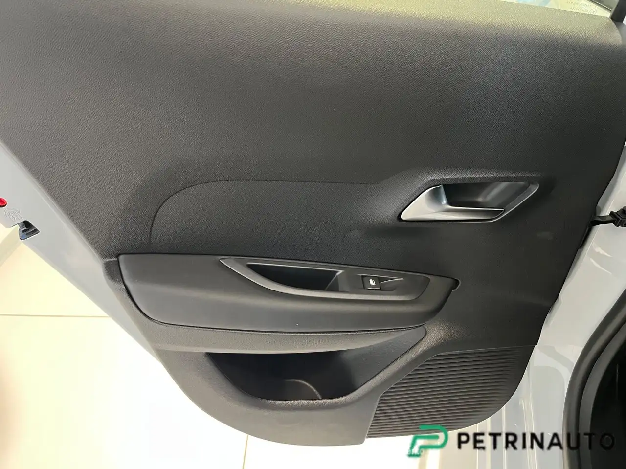 Lancia Ypsilon 2025 — фото 12