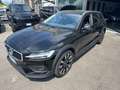 Volvo V60 Cross Country B5 AWD Geartronic Business Pro MY 21 Černá - thumbnail 3