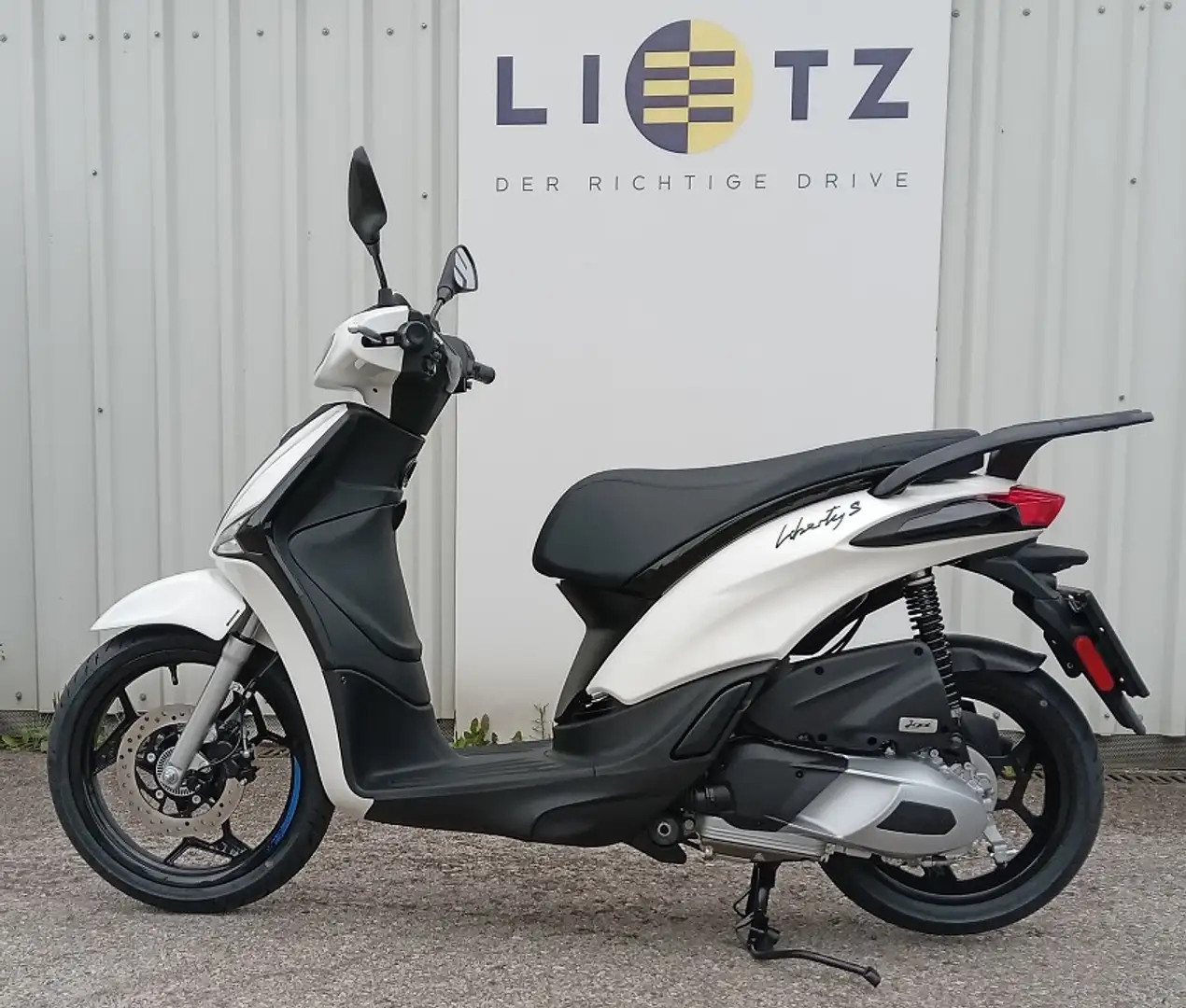 Piaggio Liberty 125 S ABS Euro 5+ Wit - 2