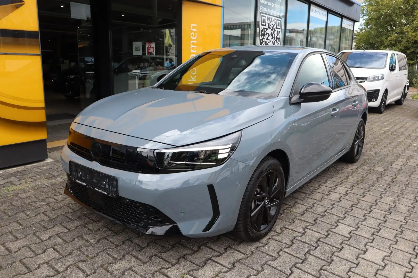 Opel Corsa 1.2T MT6 GS Navi Kamera Sitzhzg Grau - 2