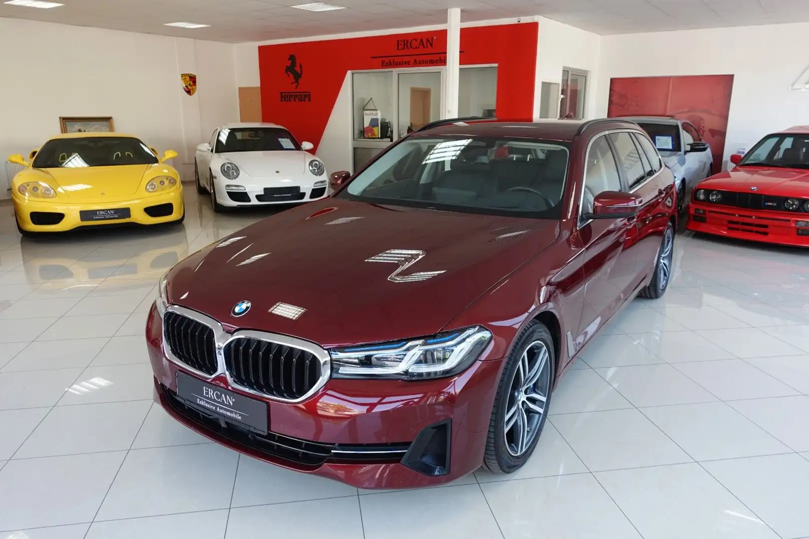 BMW 540 d xDrive Touring / Laser / VirtCo./ DrivAs./ Rot - 1