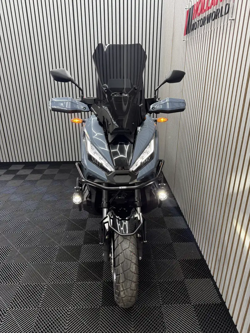 Honda X-ADV 750 Mystic Grey Gris - 1